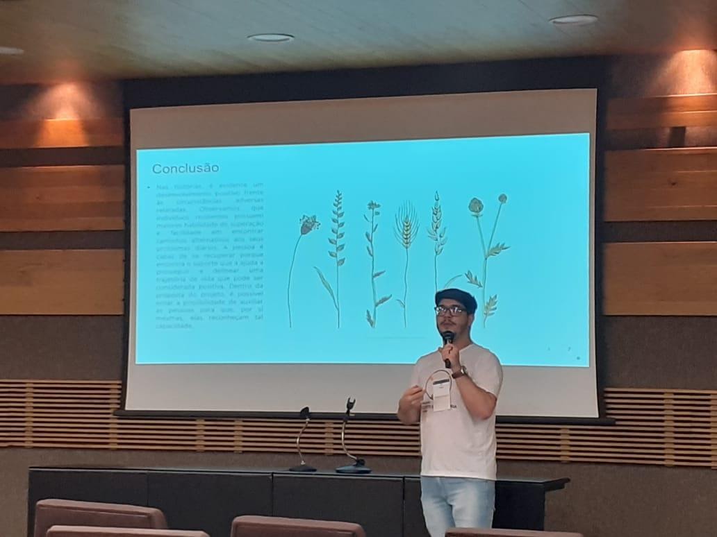 Imagem representando a conclusão da apresentação do projeto conte sua história