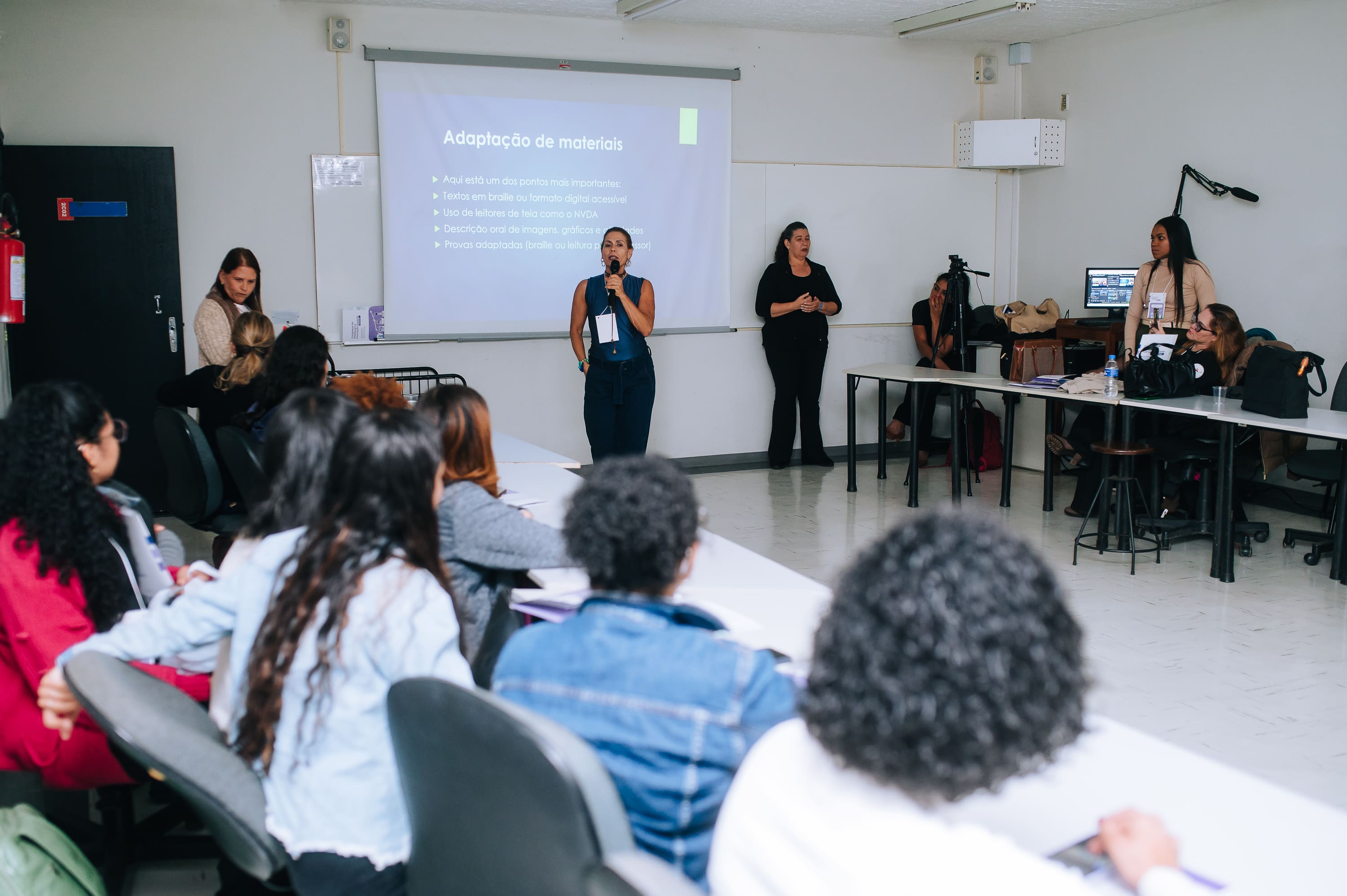Atividade em sala com participantes do Congresso de Pedagogia